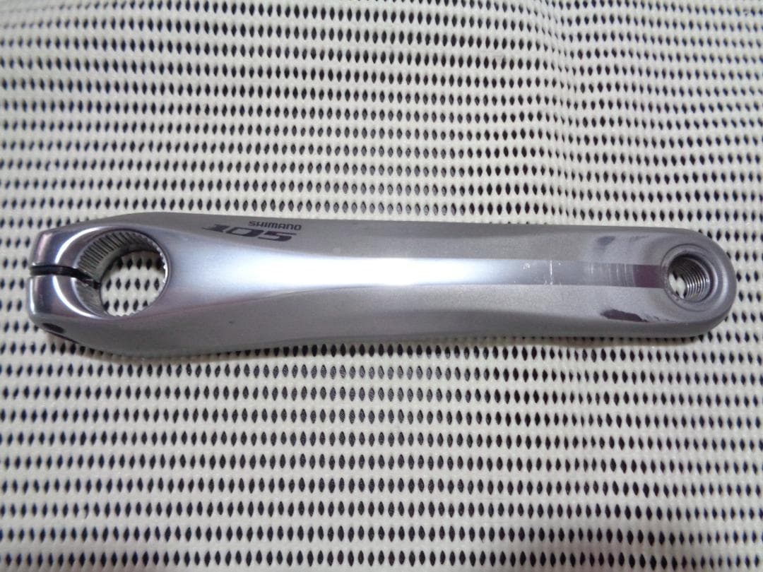 ＞ シマノ製 105 トリプル クランク FC-5703 165mm