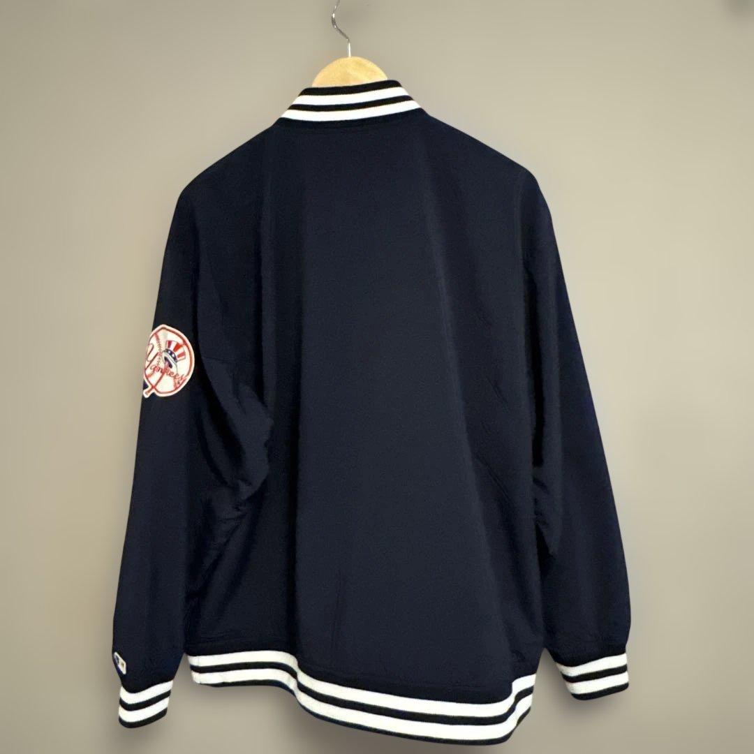 新品未使用MLBスタンダードロゴ ナイロンスタジアムジャケット