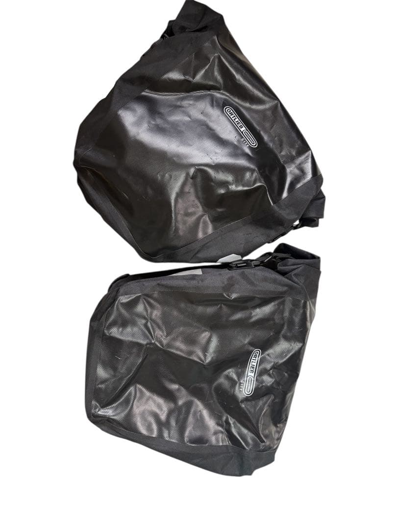 オルトリーブ バックローラー シティ　40l