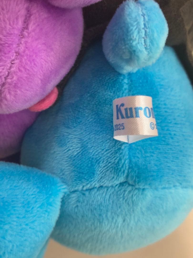 ミャクミャク　クロミ　ぬいぐるみ　Mサイズ