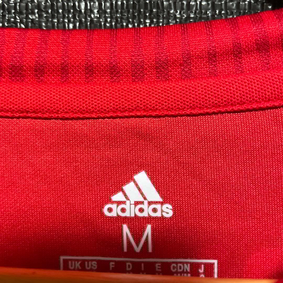 FC Bayern München adidas シャツ Mサイズ 赤