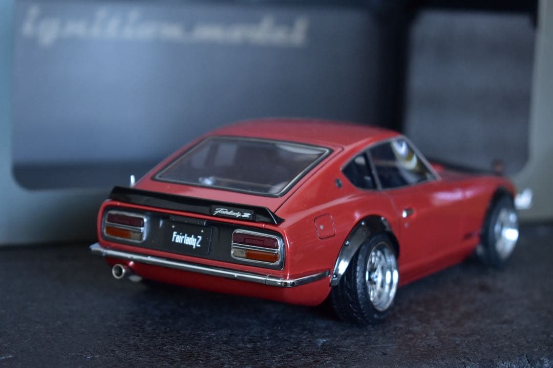 1/18 イグニッションモデル スターロード 日産 フェアレディZ S30