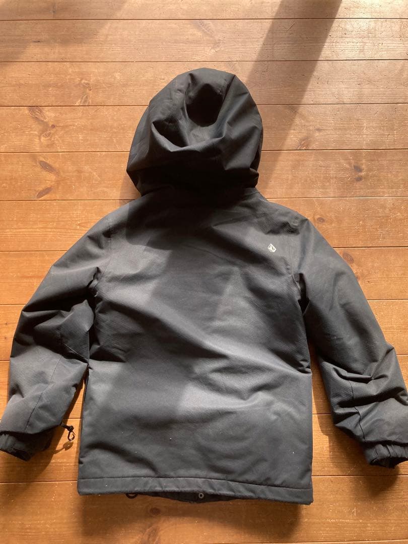 ボルコム　キッズ　スノボーウェア