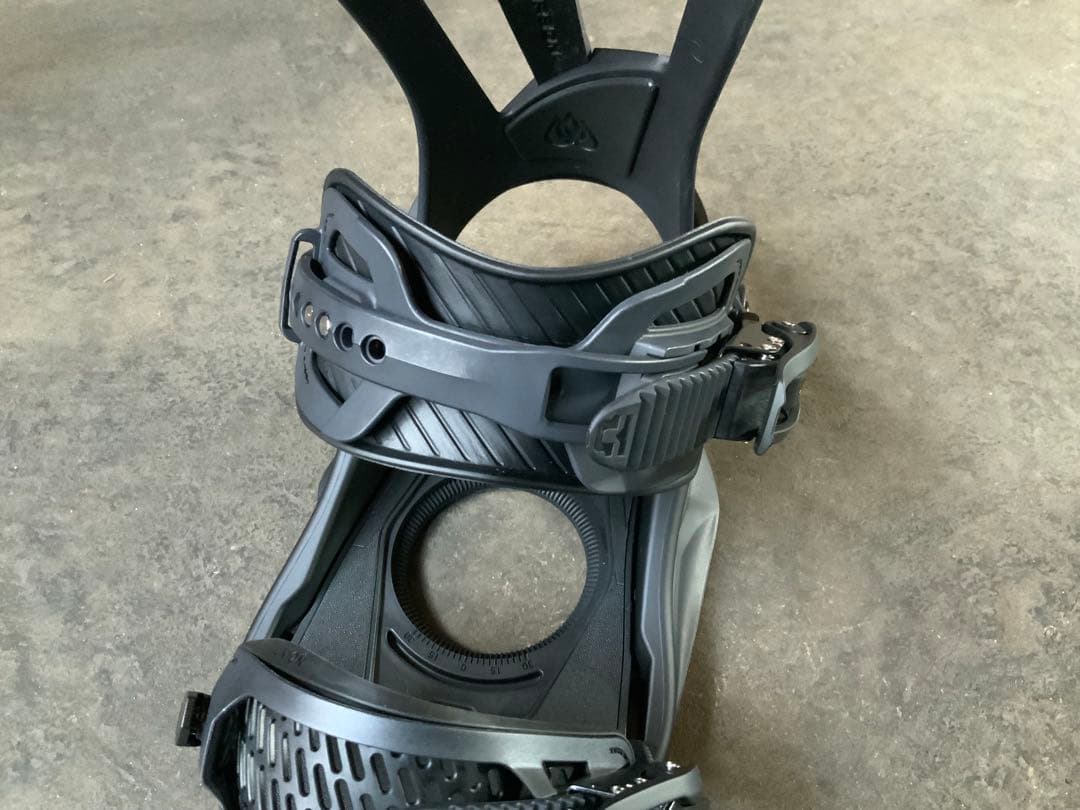 25-26 UNION FALCOR ビンディング Travis