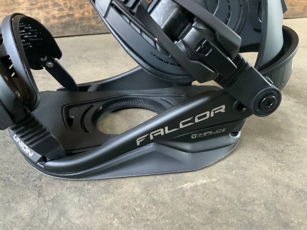 25-26 UNION FALCOR ビンディング Travis