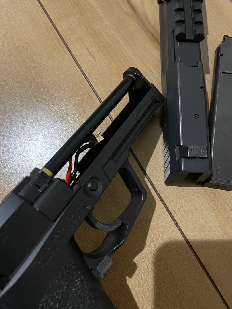 送料込み　東京マルイ　電動ハンドガン　USP エアガン ロングマガジン