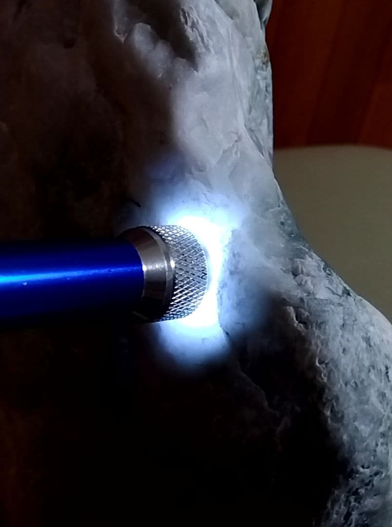 ★翡翠原石★糸魚川硬玉【横川転石・川ズレ・ウブ16kg】