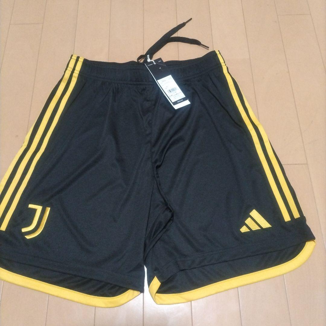 【新品未使用】ユベントスFC 23-24 ホーム 半袖 L　パンツXL　セット