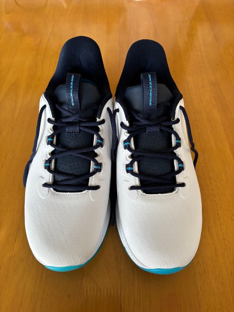 2025年　スケッチャーズ　スリップインゴルフシューズ ホワイト/ネイビー