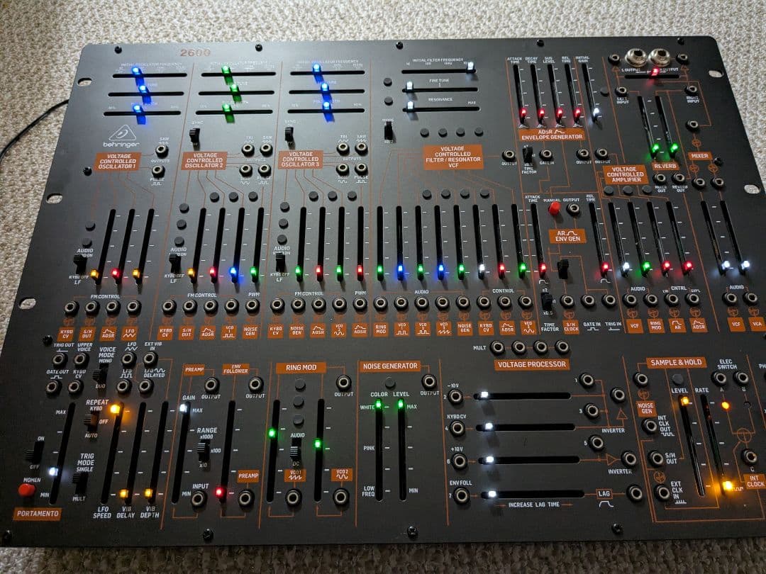 ベリンガーシンセサイザー　2600 (12/25まで値下げ)
