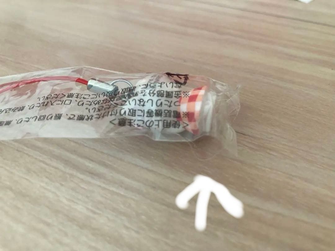 【激レア】ハローキティ 平成レトロ チェック柄 ストラップ