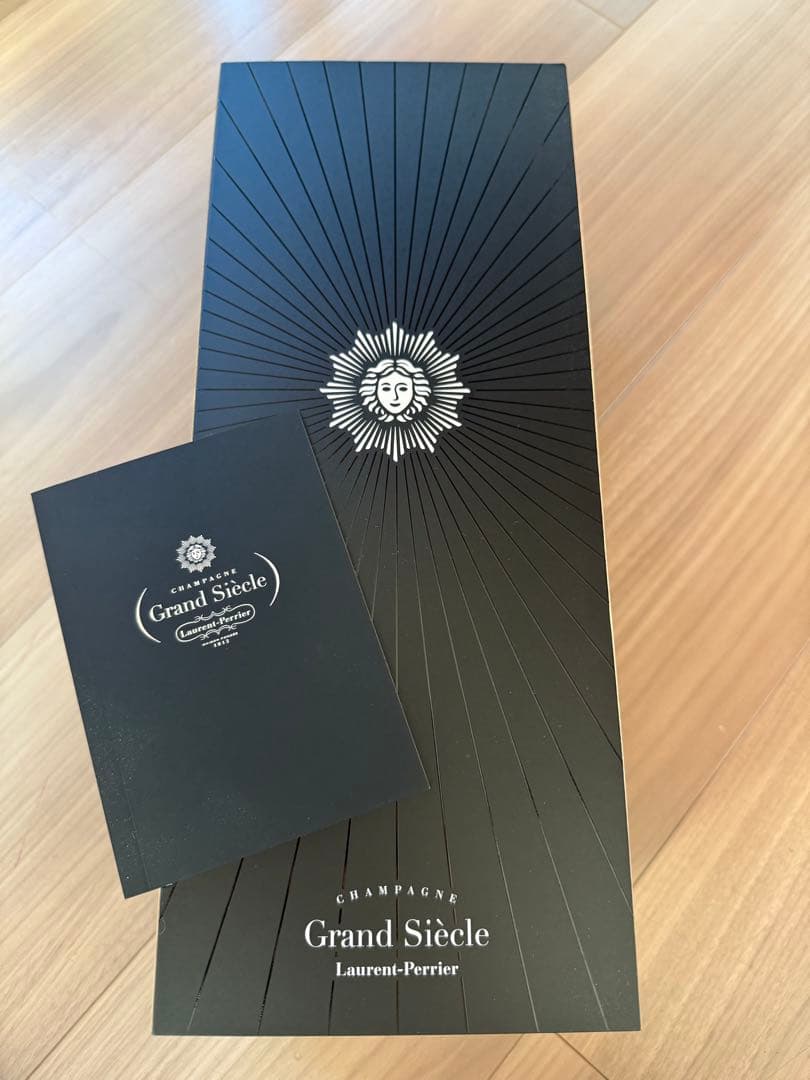 ローランペリエ　グランシエクル　シャンパン ギフトボックス付き
