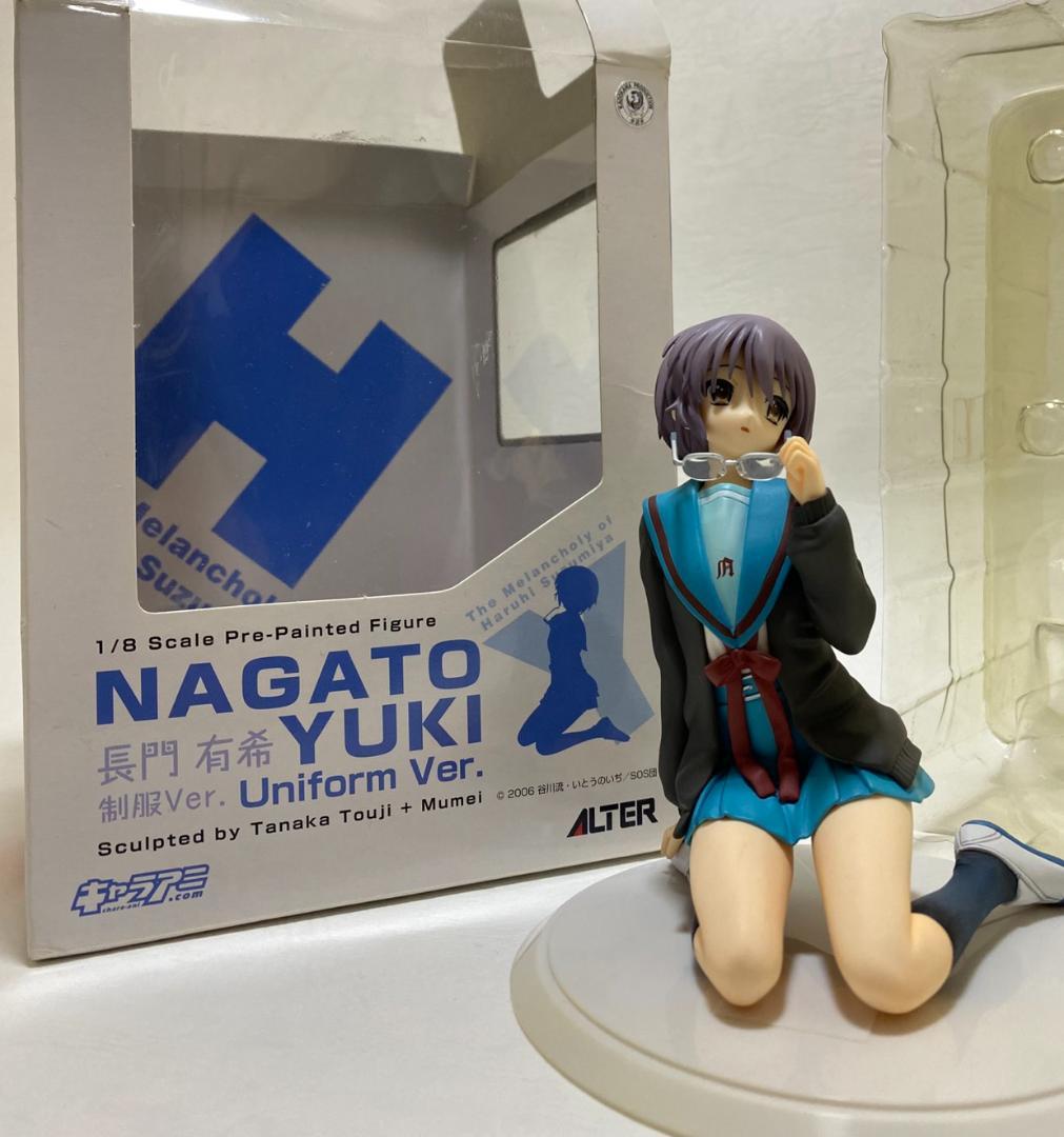 長門有希 制服Ver. 1/8スケールフィギュア