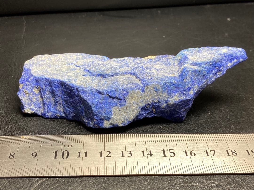 ラピスラズリ　原石　177g