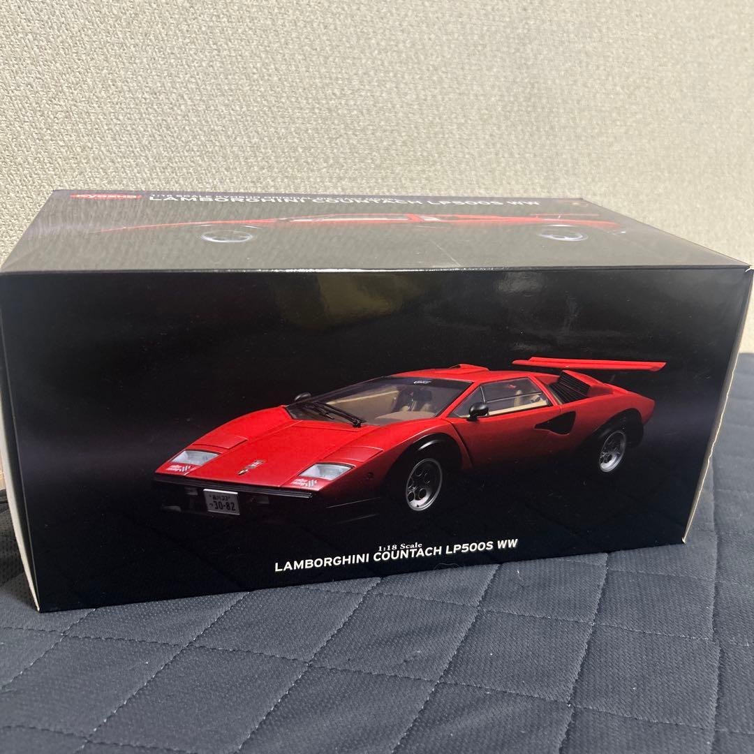 モデルカー 1/18「ランボルギーニ カウンタック ウォルターウルフ」京商