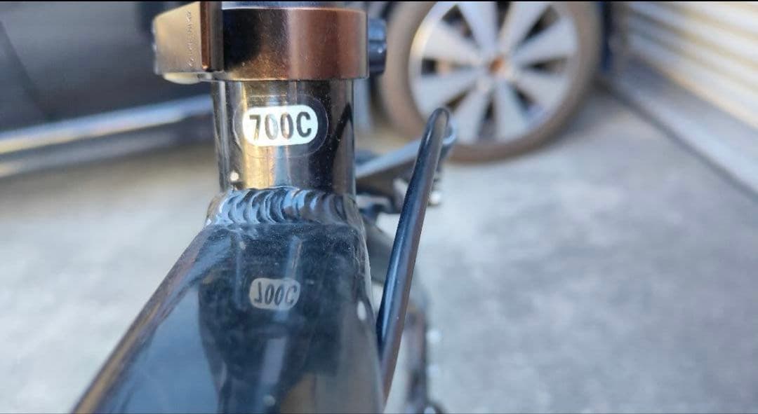 綺麗です。アルミフレームロードバイク7段変速サイズ700✕28C手渡し対応のみ！