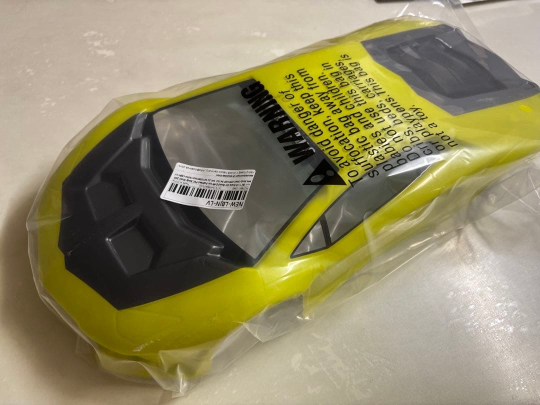 【新品！希少！】1/10RC ランボルギーニ ウラカン 塗装済みボディ！