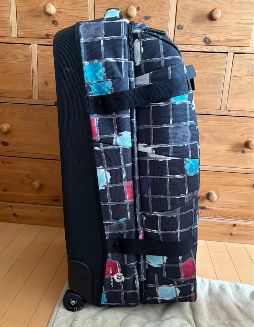 Burtonバートン　キャリーバック