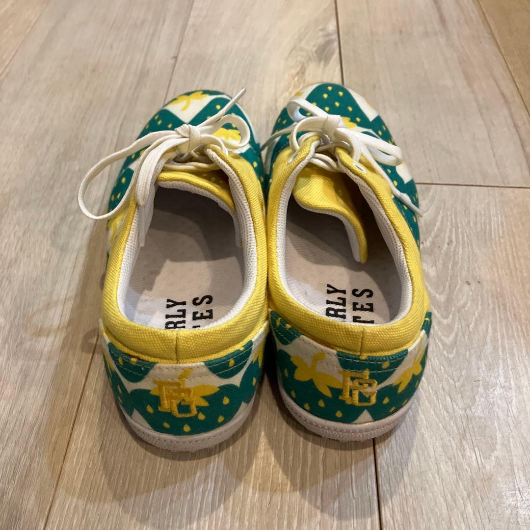 PEARLY GATES パーリーゲイツ シューズ　いちご柄　黄色