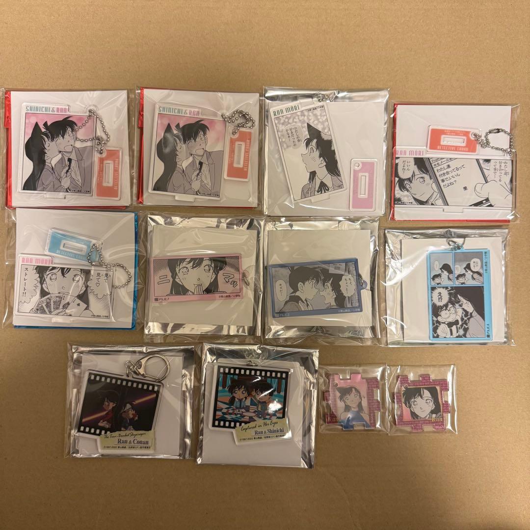 名探偵コナン　毛利蘭　アクリルキーホルダー　パズル　イベントグッズ