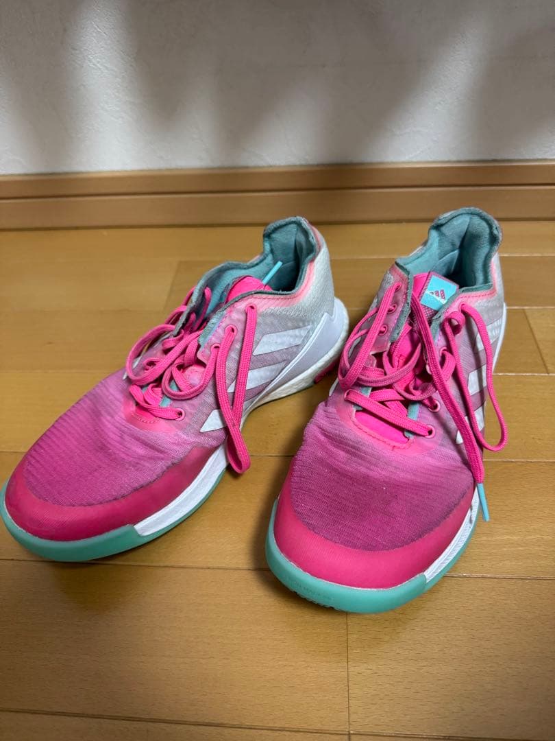 アディダスクレイジーフライト 275