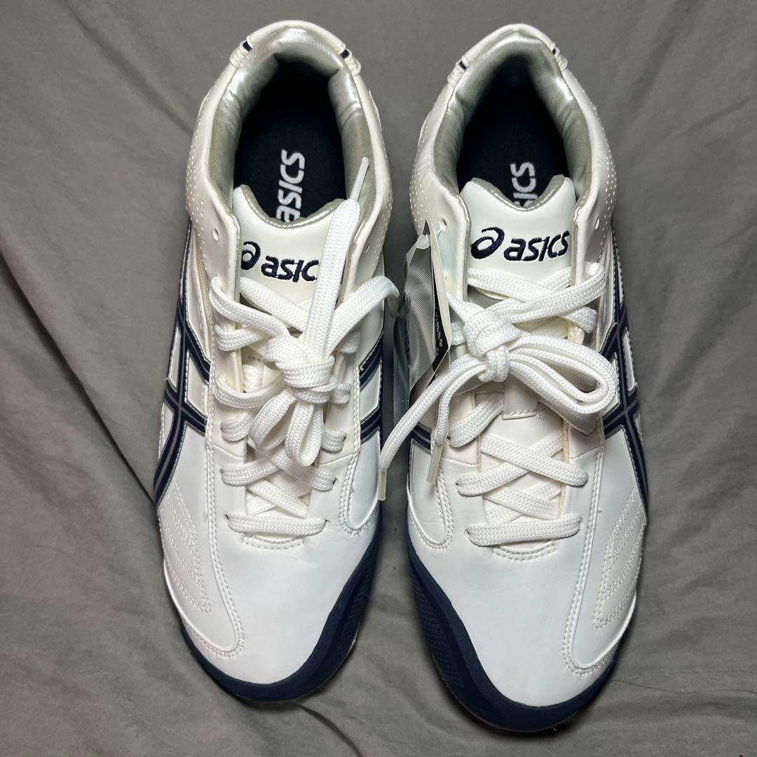 《タグ付き》asics ハイカットスパイク ホワイト/ネイビー　金属スパイク