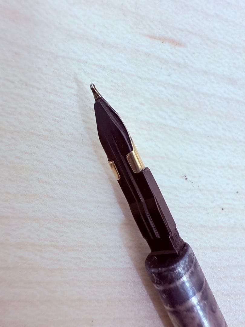 PILOT キャップレス ストライプ14K ヴィンテージ万年筆