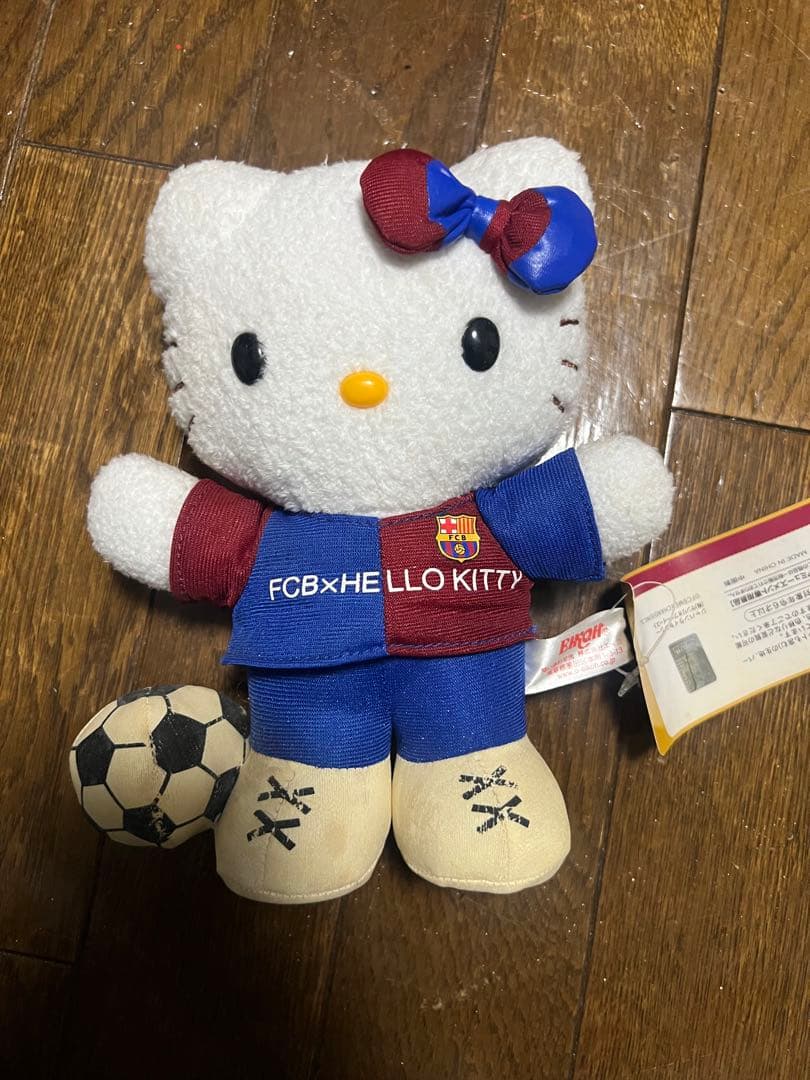 ハローキティ FCバルセロナ ぬいぐるみ