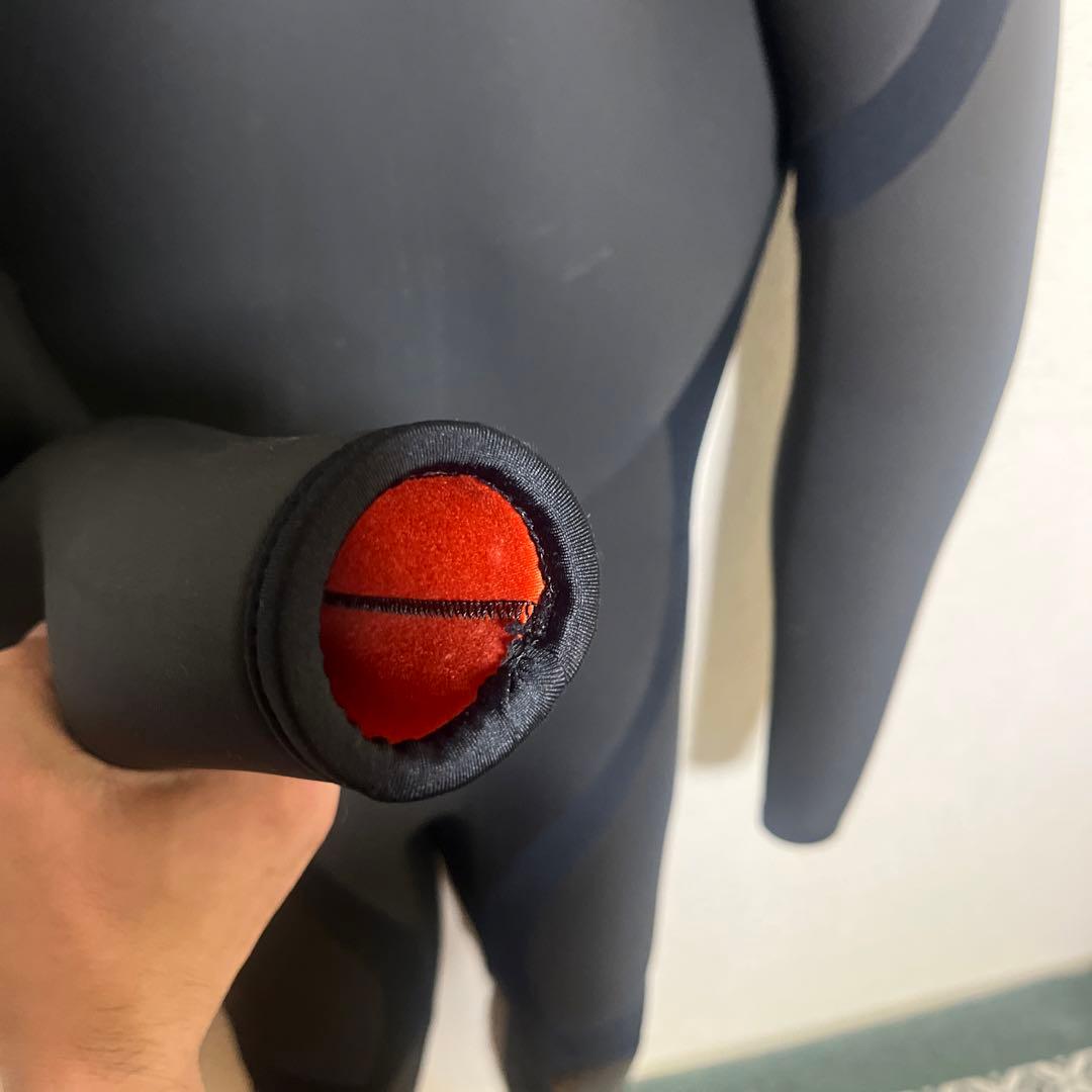 ウェットスーツ 黒色