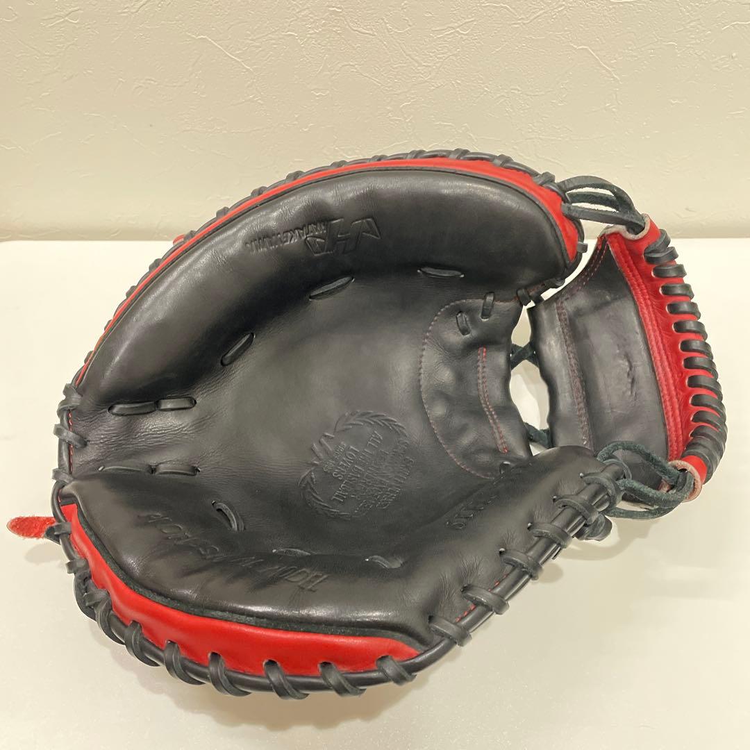 ハタケヤマ キャッチャーミット　甲斐拓也モデル　黒赤
