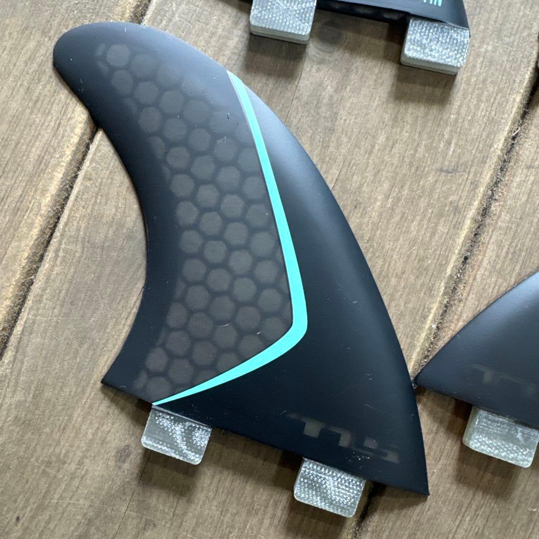 TLSQUAD-large STANDARD FIN サーフボードフィン 4枚
