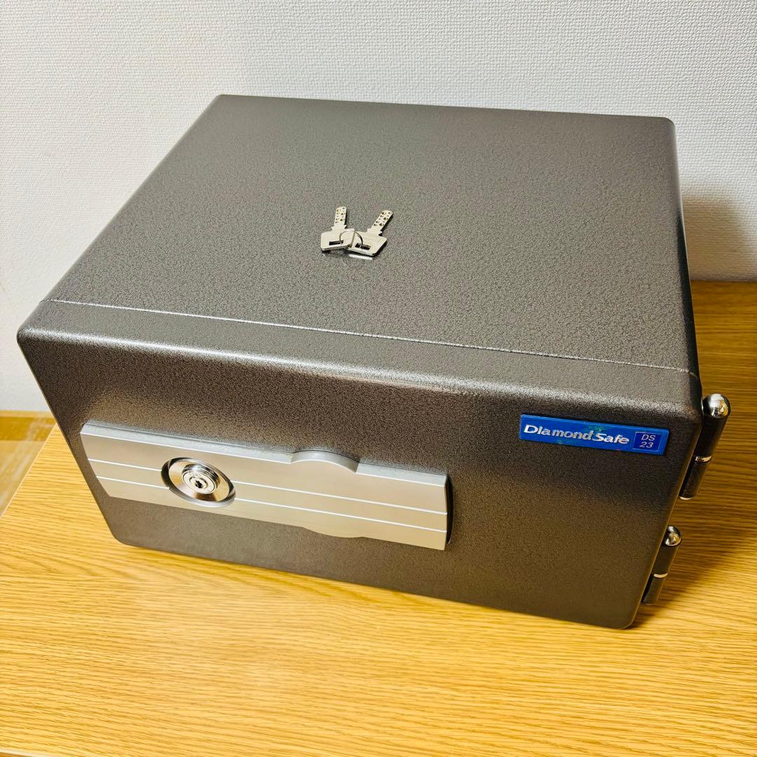 日本金銭機械　金庫 Diamond Safe 耐火金庫 DS-23鍵・引出し付