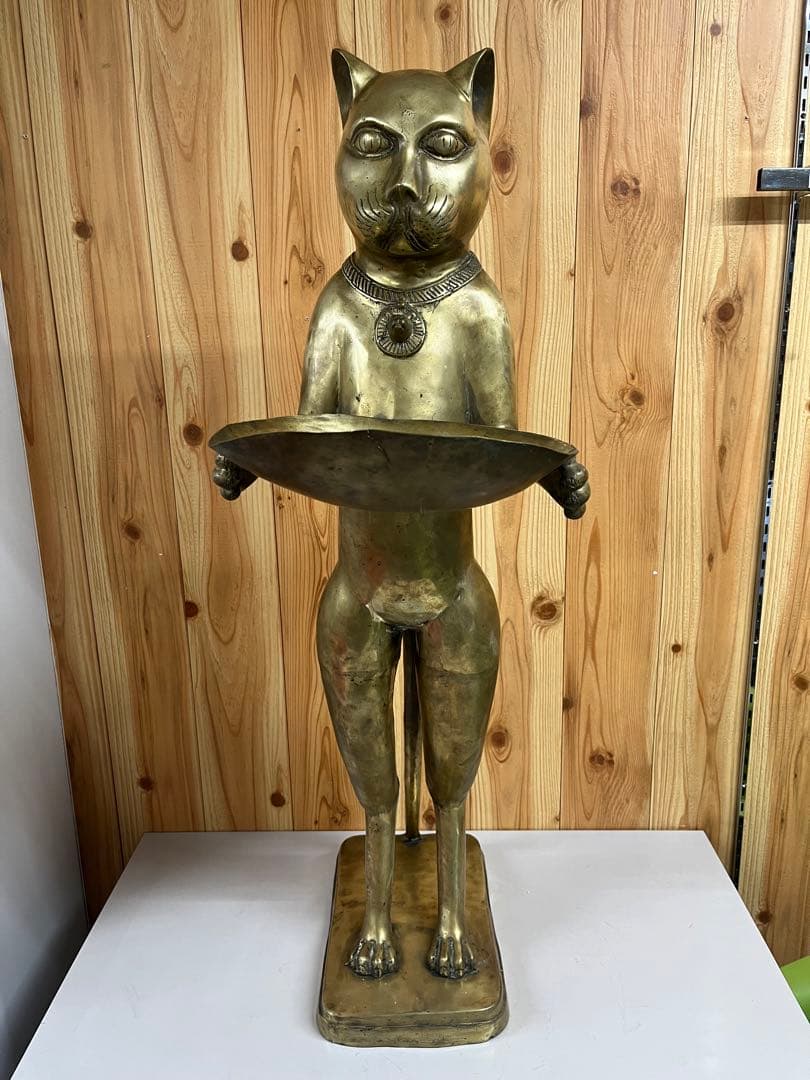 猫のブロンズ(お皿に亀裂あり）