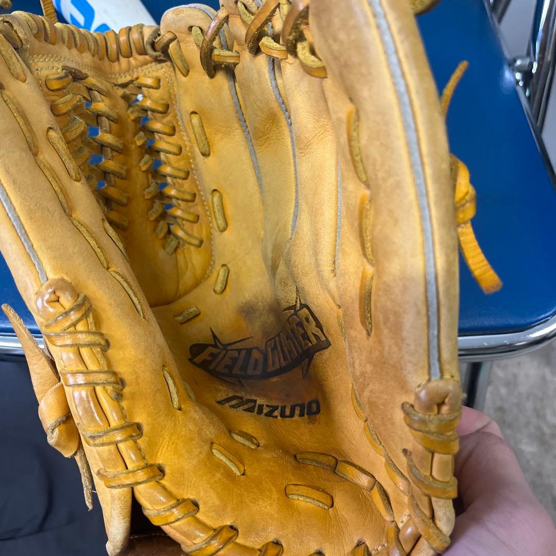 Mizuno Field Glister グローブ ブラウン右利き用
