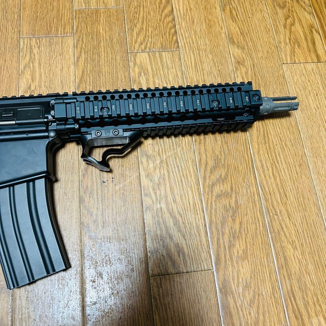 次世代電動ガン　CQB-R Mk18ハンドガード M4A1 東京マルイ