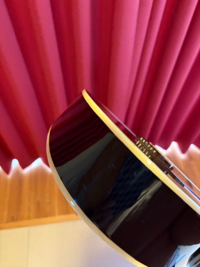 ミニギター　Maestro by Gibson