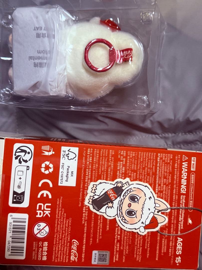 Labubu cola popmart コカ・コーラ モンスター フィギュア