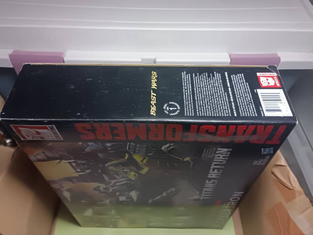 超激レア!開封品 ハズブロ タイタンズリターントランスフォーマーセット