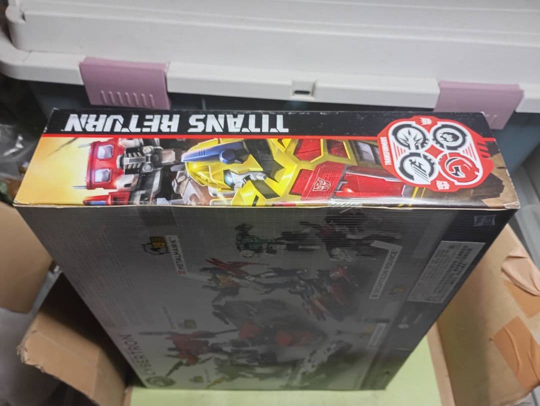 超激レア!開封品 ハズブロ タイタンズリターントランスフォーマーセット