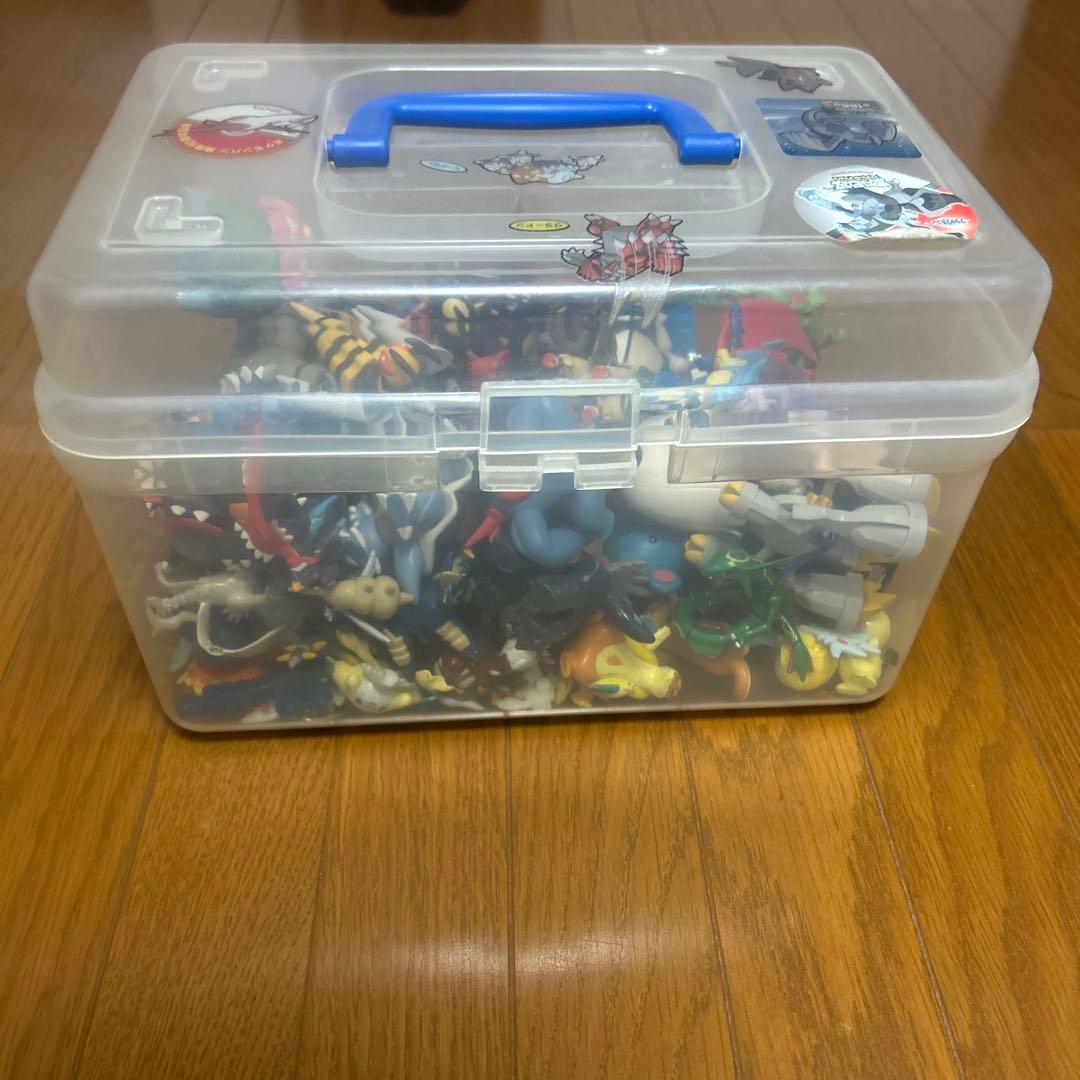 江*娜様 ゲームキャラクター フィギュア多数 収納ボックス