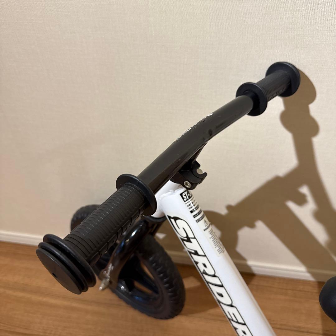 STRIDER バランスバイク 限定色 ST-J4 ホワイト