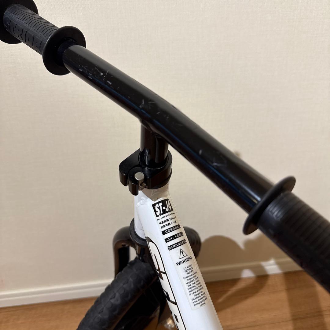 STRIDER バランスバイク 限定色 ST-J4 ホワイト