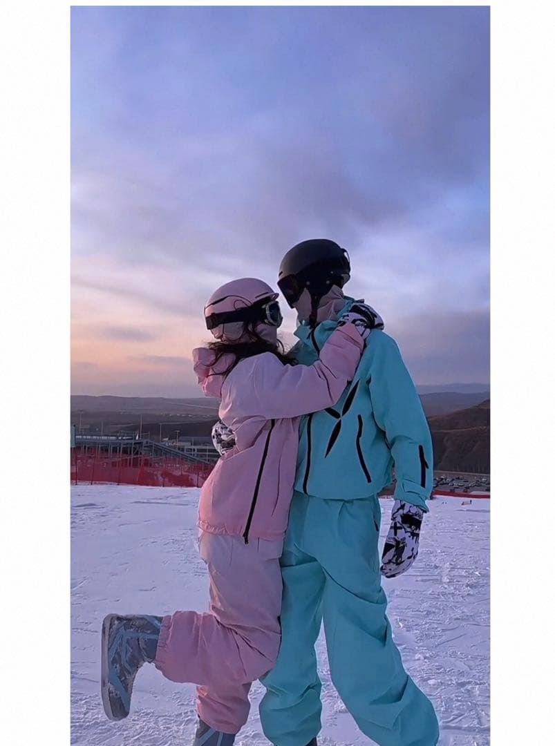 LOABスキーウェアー上下セット　スノーボードウェアーセット　男女兼用