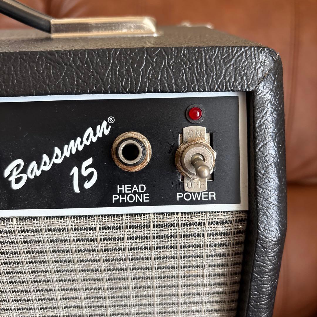 FENDER JAPAN BASSMAN15 ベースアンプ