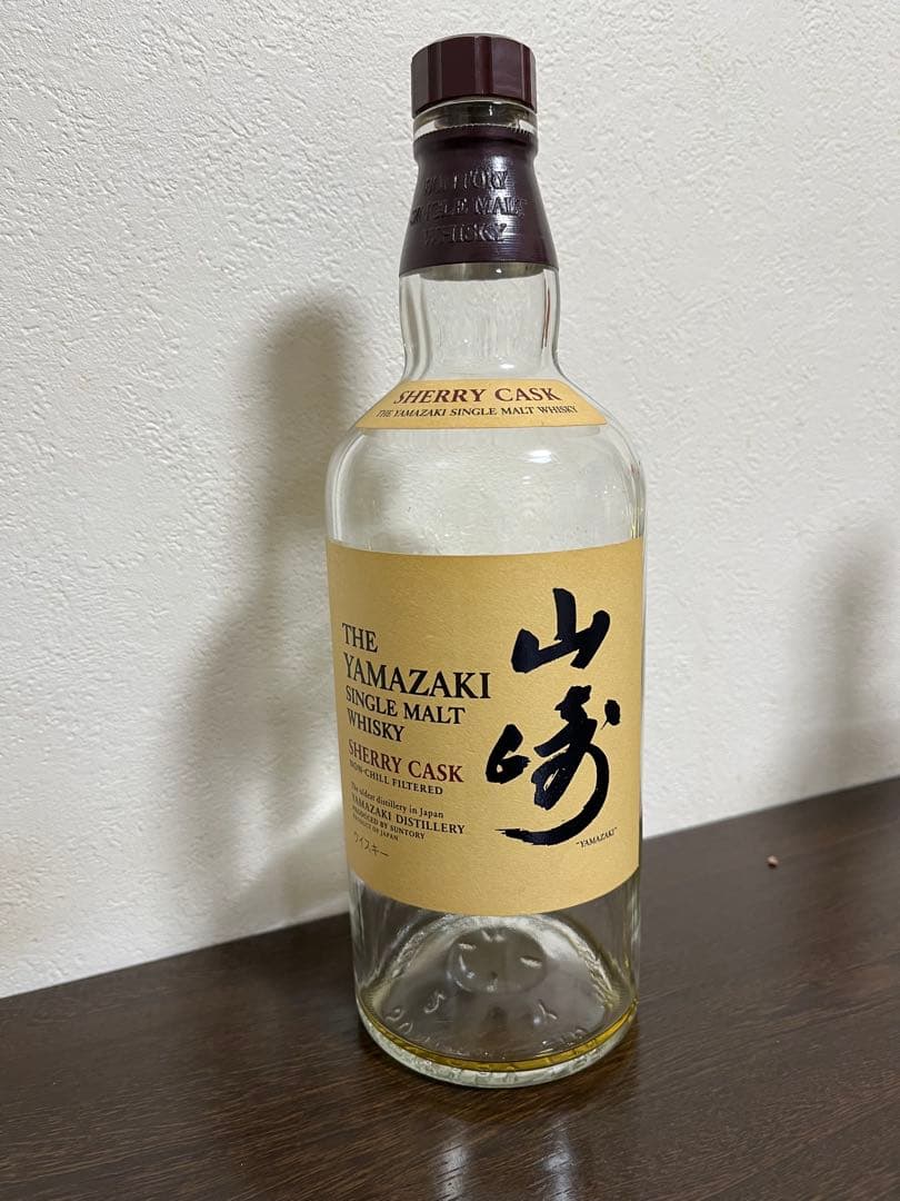 山崎　シングルモルトウイスキー シェリーカスク2010空瓶