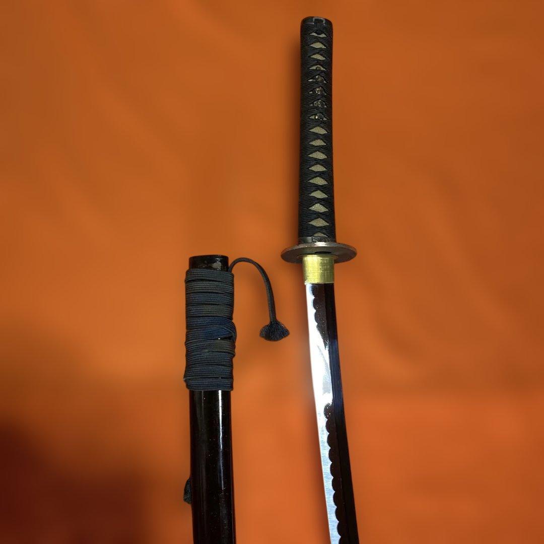 上級模造刀 黒柄 獅子彫丸鍔 濃赤茶呂鞘