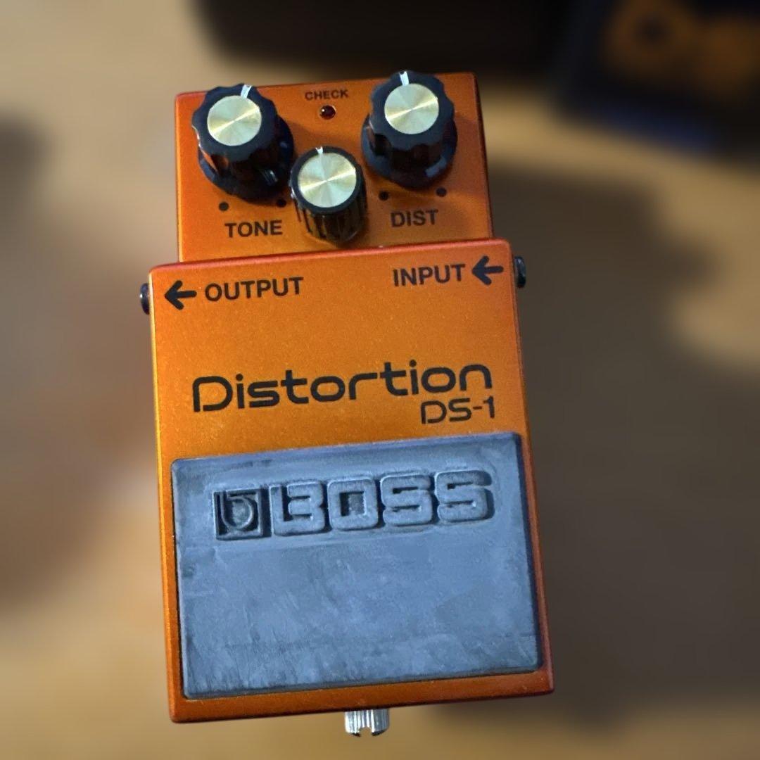 BOSS DS-1 ディストーション 50周年記念モデル