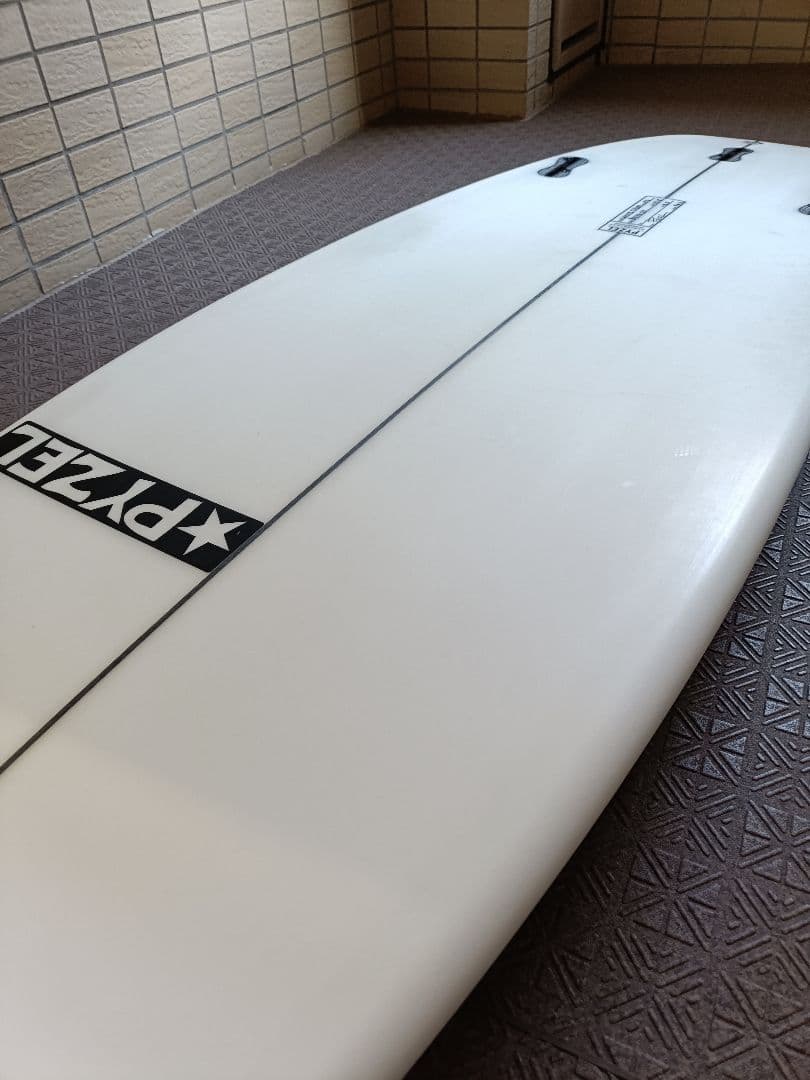 PYZEL パイゼル WHITETIGER ホワイトタイガー 5'6　引取り限定