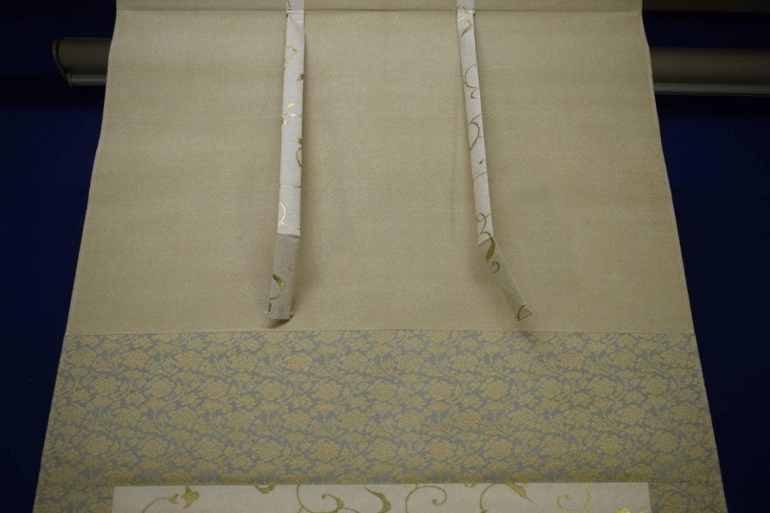 真作/中田晃陽/春堤/桜図/桐共二重箱付/布袋屋掛軸HH-860