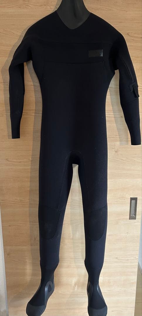 新品レディース　sサイズ　ドライスーツ